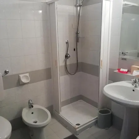 Hotel Rezia Valtellina 3*